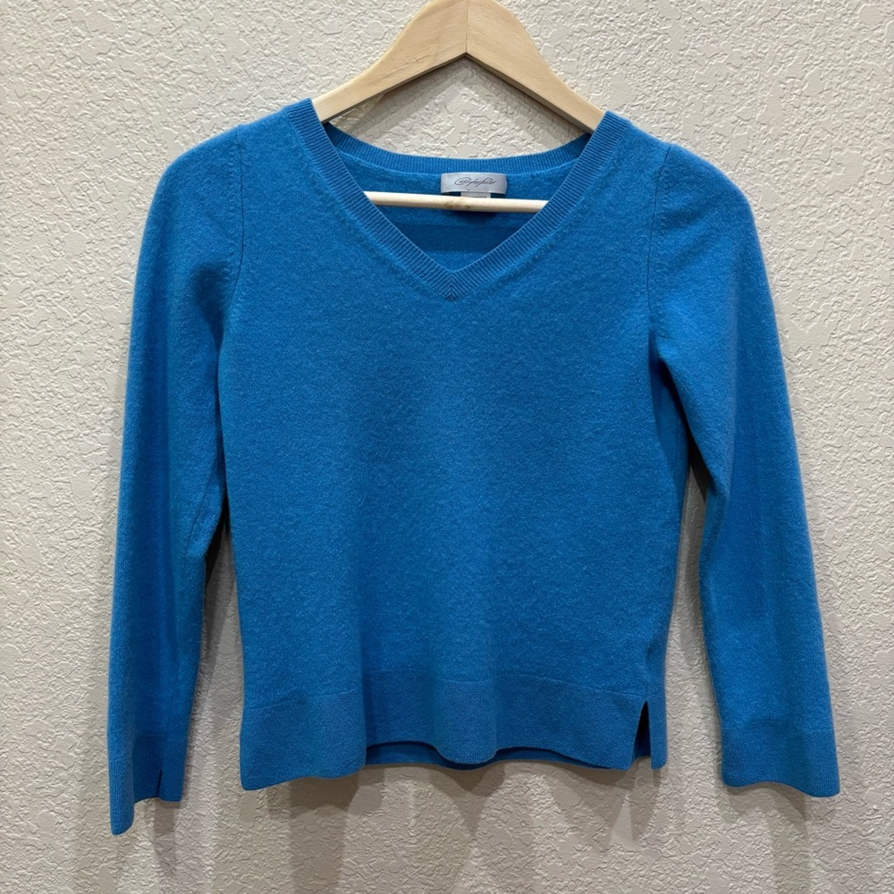 Christopher Fischer 100% Cashmere V-Neck Sweater in Blue Size Small Preppy